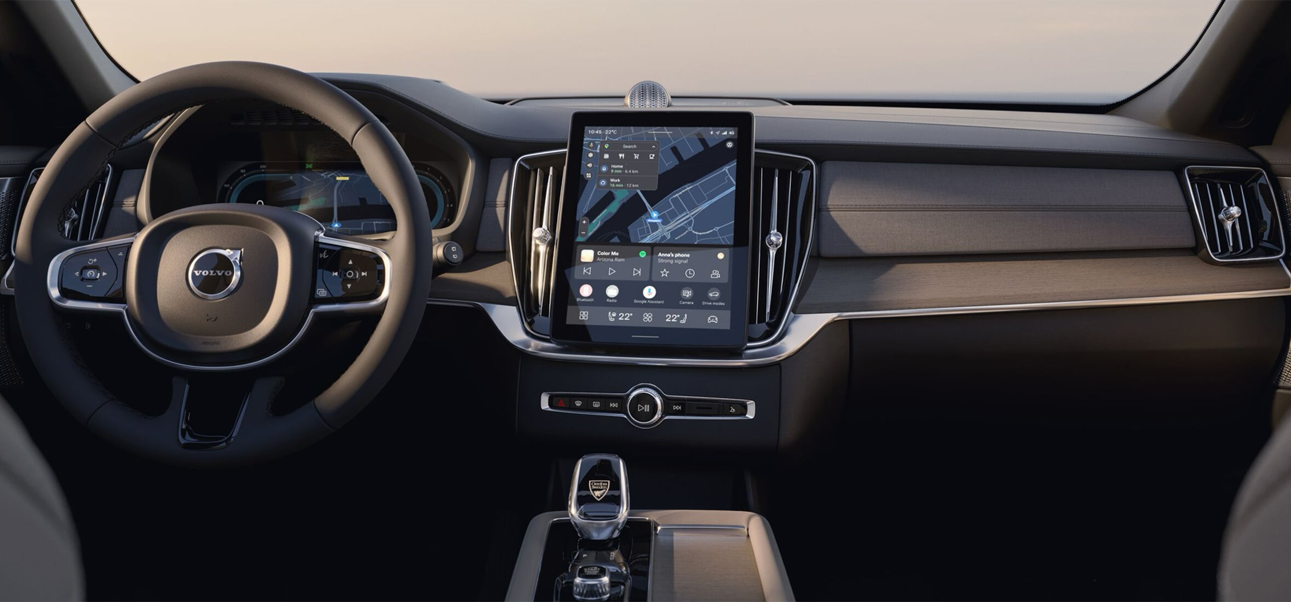 Volvo XC90 gallery image 1