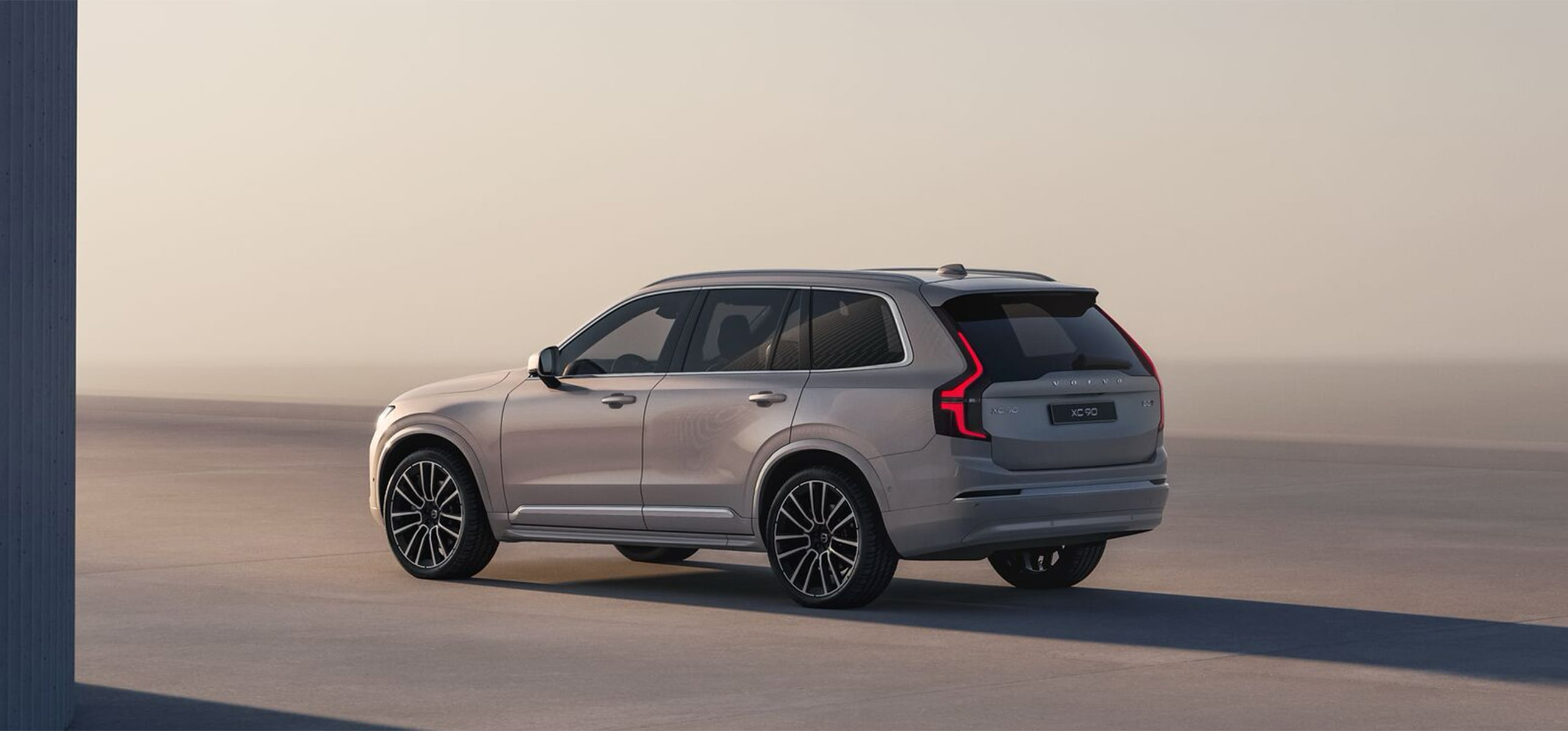 Volvo XC90 gallery image 3